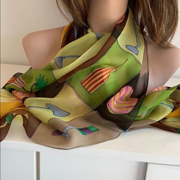 Echo silk chiffon scarf with lamp and vase design - Picture 8 of 10